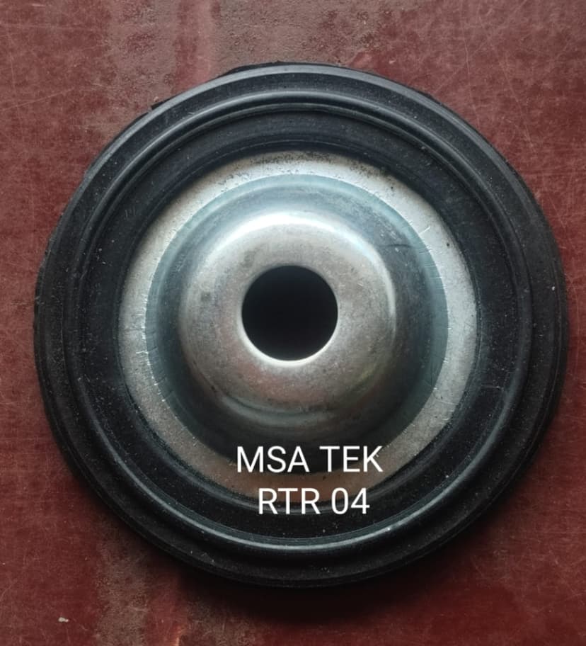 RETAINER BUSH i20