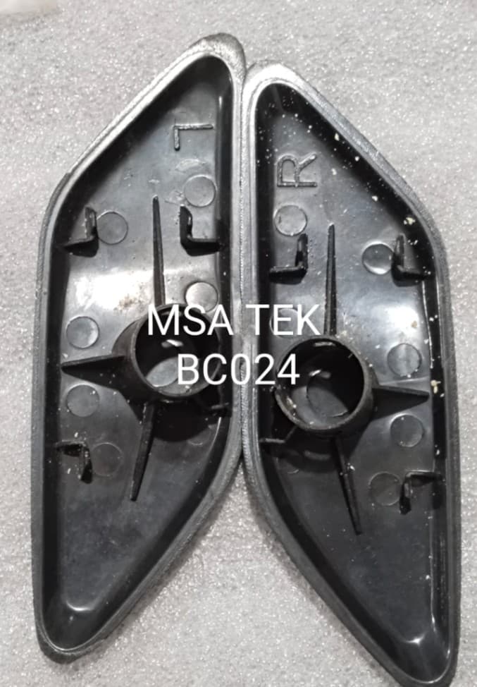 BUMBER TOWING CAP TOYOTA ALTIS 