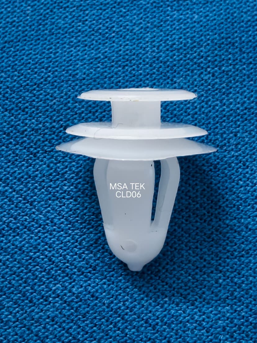 Door pad clips 