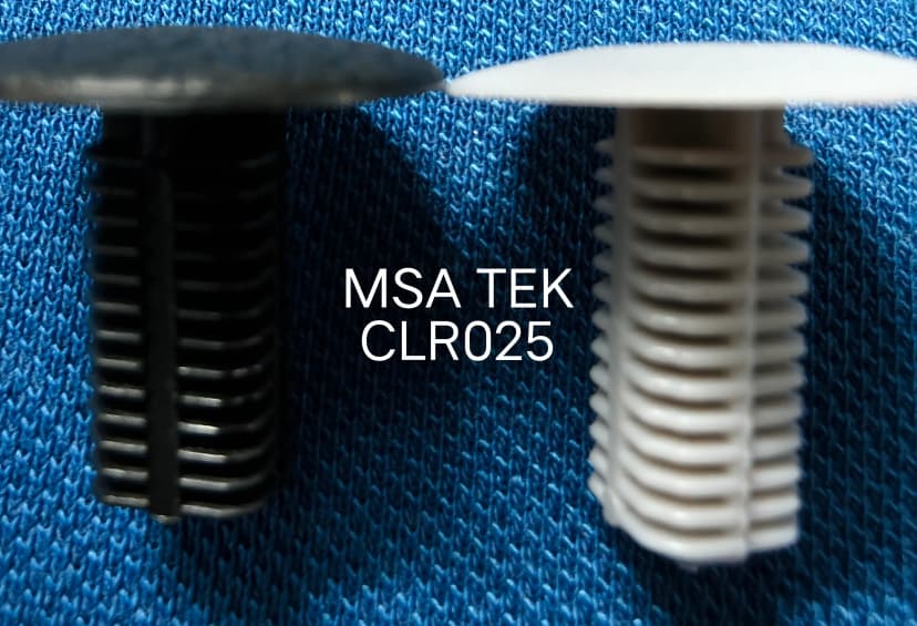 CLIPS  CLF025 FOOT MAT &HOOD SCORPIO 